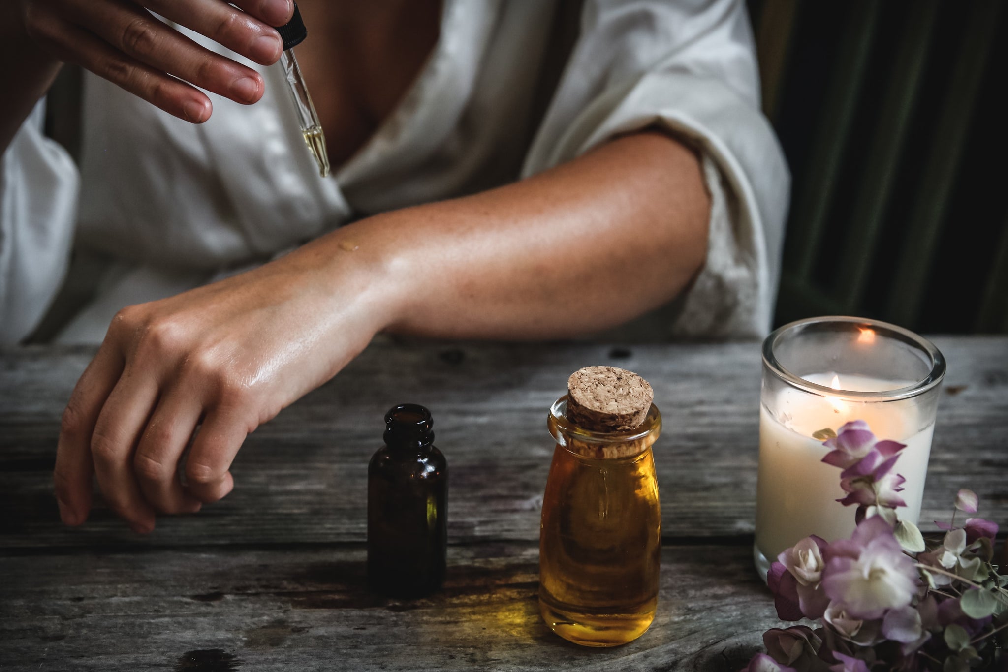 How Aromatherapy Can Help Manage Stress + Overwhelm